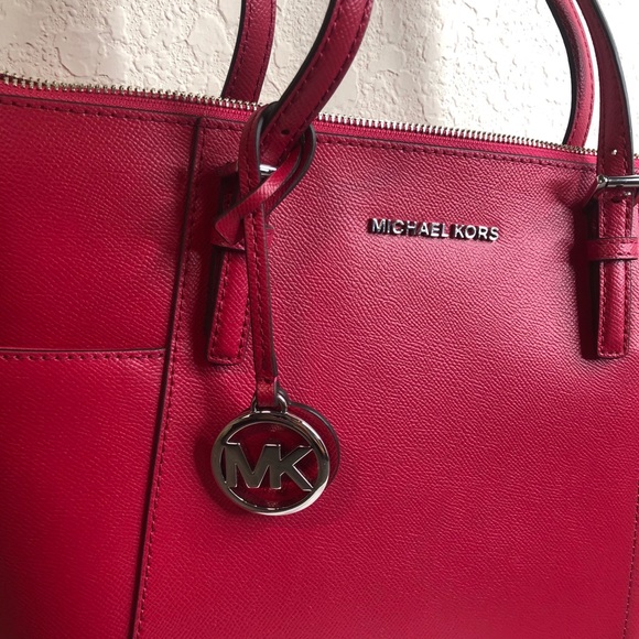 Michael Kors red purse - Picture 3 of 6